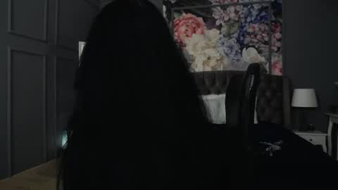 Snapshot of dommelisa chatting on 10/02/25, 07:43 Dom Melisa online show from 10/02/25, 07:43