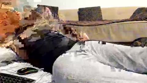 Snapshot of domsxyqte chatting on 12/20/25, 02:40 Rick online show from 12/20/25, 02:40