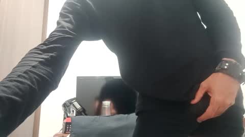 Snapshot of don__chi chatting on 02/15/25, 02:04 don__chi online show from 02/15/25, 02:04