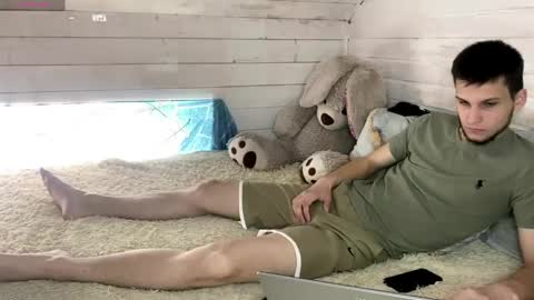 Snapshot of donald_boy chatting on 04/15/26, 10:44 Stephanie and online show from 04/15/26, 10:44