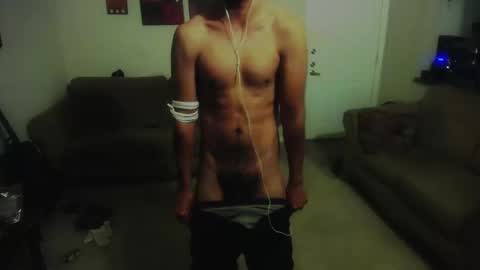 Snapshot of donlopez18 chatting on 10/13/25, 10:26 donlopez18 online show from 10/13/25, 10:26