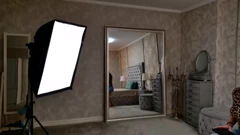 Snapshot of donna_klein chatting on 03/31/26, 05:57 Donna online show from 03/31/26, 05:57