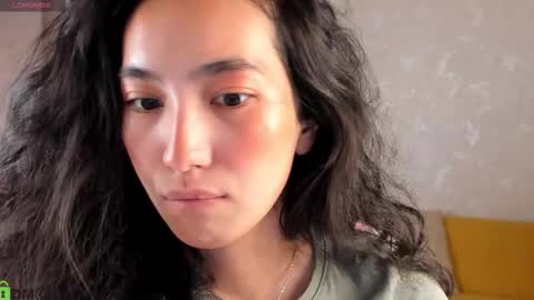 Aura online show from 12/15/25, 03:44