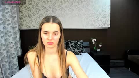 Donna On GMT2 Mon-Fri 3-9 AM online show from 12/02/24, 03:04