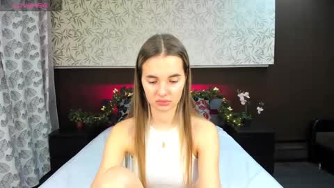 Donna On GMT2 Mon-Fri 3-9 AM online show from 12/20/24, 10:32