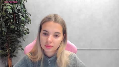 Donna On GMT2 Mon-Fri 3-9 AM online show from 03/09/25, 11:56