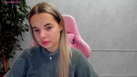 Donna On GMT2 Mon-Fri 3-9 AM online show from 03/11/25, 12:00