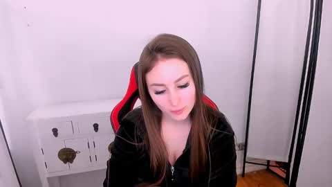 Snapshot of donnasensual chatting on 02/21/25, 09:34 DonnaSensual online show from 02/21/25, 09:34