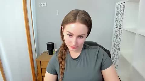 Snapshot of donnasensual chatting on 09/12/25, 03:01 DonnaSensual online show from 09/12/25, 03:01