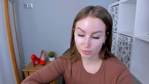 Snapshot of donnasensual chatting on 10/30/25, 05:24 DonnaSensual online show from 10/30/25, 05:24