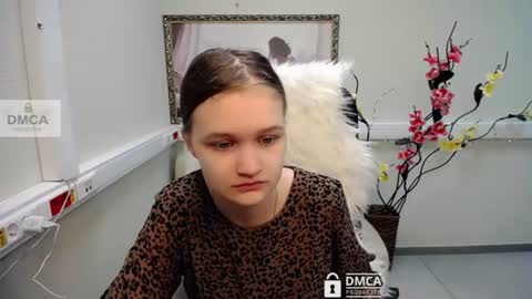 Snapshot of donnasia chatting on 06/28/26, 06:19 Sia online show from 06/28/26, 06:19