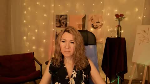 Donna online show from 12/18/25, 03:29