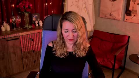 Snapshot of donnasmitth chatting on 04/09/26, 08:36 Donna online show from 04/09/26, 08:36