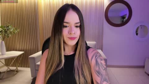  Donna Stonne  online show from 01/05/25, 05:51