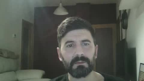 Snapshot of donnie_darkos83 chatting on 11/28/25, 11:51 donnie_darkos83 online show from 11/28/25, 11:51