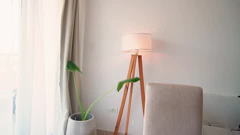 Snapshot of donnna19 chatting on 04/13/26, 11:59 Donatella online show from 04/13/26, 11:59