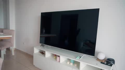 Snapshot of donnna19 chatting on 04/17/26, 12:08 Donatella online show from 04/17/26, 12:08