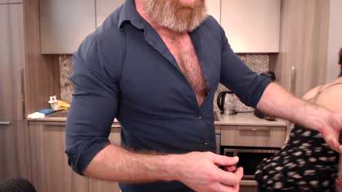 Snapshot of donnybasilisk chatting on 01/01/25, 02:51 Donny online show from 01/01/25, 02:51