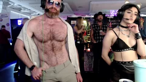 Snapshot of donnybasilisk chatting on 02/01/25, 05:49 Donny online show from 02/01/25, 05:49