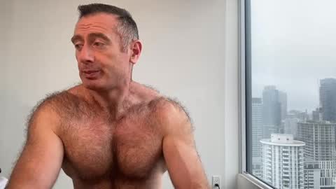 Snapshot of donnybasilisk chatting on 09/24/25, 01:36 Donny online show from 09/24/25, 01:36