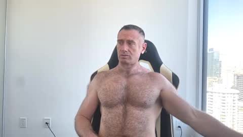 Snapshot of donnybasilisk chatting on 10/09/25, 02:59 Donny online show from 10/09/25, 02:59