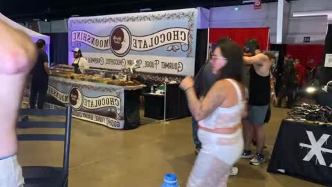 Snapshot of donnybasilisk chatting on 10/18/25, 09:37 Donny online show from 10/18/25, 09:37