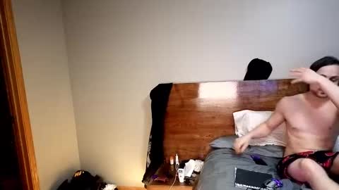 Snapshot of dontlookatus chatting on 02/01/26, 07:40 money makes her wet online show from 02/01/26, 07:40