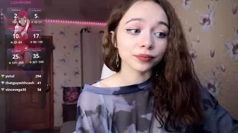 Snapshot of dontoke_ chatting on 02/10/25, 05:47 Nicole online show from 02/10/25, 05:47