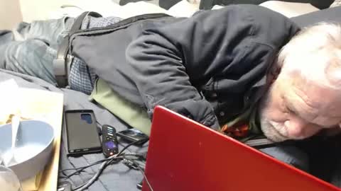 Snapshot of doouugcumming chatting on 11/28/25, 05:37 cummingdoouug online show from 11/28/25, 05:37