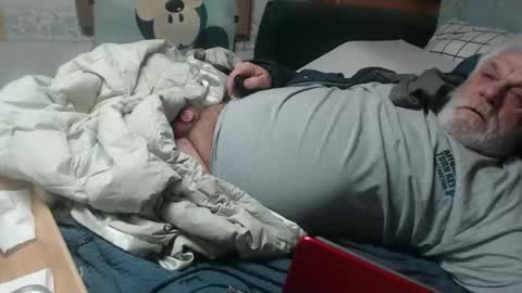 Snapshot of doouugcumming chatting on 01/14/26, 05:18 cummingdoouug online show from 01/14/26, 05:18