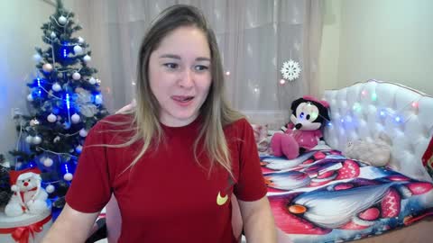 Snapshot of dorasuun chatting on 12/15/24, 10:50 dorasuun online show from 12/15/24, 10:50