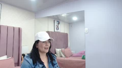 Anny online show from 04/11/26, 12:31