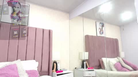 Snapshot of dorettaacreman chatting on 05/23/26, 12:09 Anny online show from 05/23/26, 12:09