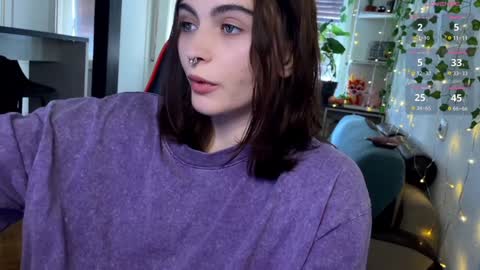 Snapshot of dorfmatratze_ chatting on 02/08/25, 09:56 Alice online show from 02/08/25, 09:56