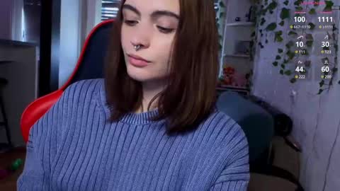 Snapshot of dorfmatratze_ chatting on 02/16/25, 12:10 Alice online show from 02/16/25, 12:10