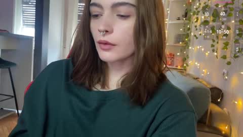 Snapshot of dorfmatratze_ chatting on 02/28/25, 08:20 Alice online show from 02/28/25, 08:20