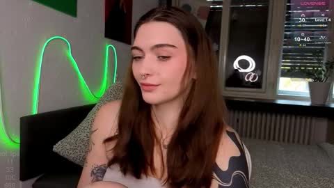 Snapshot of dorfmatratze_ chatting on 12/04/25, 08:01 Alice online show from 12/04/25, 08:01