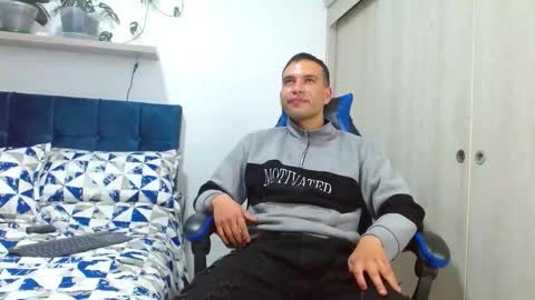 Snapshot of dorian_h chatting on 03/22/26, 02:04 dorian_h online show from 03/22/26, 02:04