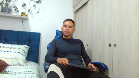 Snapshot of dorian_h chatting on 04/21/26, 06:44 dorian_h online show from 04/21/26, 06:44