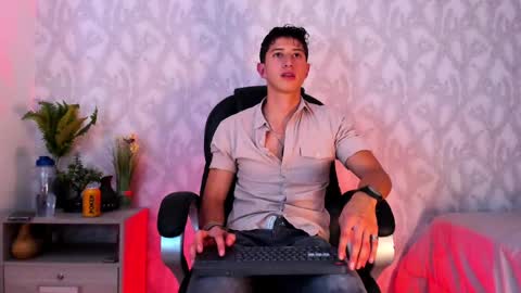 dorian_mystery online show from 12/12/24, 07:08