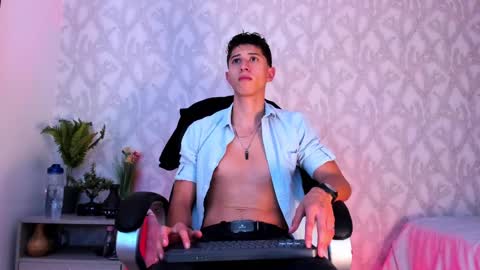 dorian_mystery online show from 12/20/24, 07:12