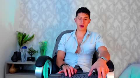 dorian_mystery online show from 01/29/25, 04:47