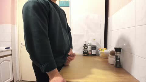 menu  below online show from 12/08/24, 09:08