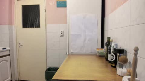 menu  below online show from 12/24/24, 09:33