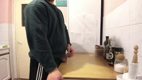 menu  below online show from 01/19/25, 07:47