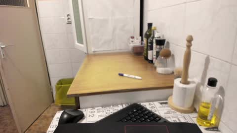 menu  below online show from 01/27/25, 07:35