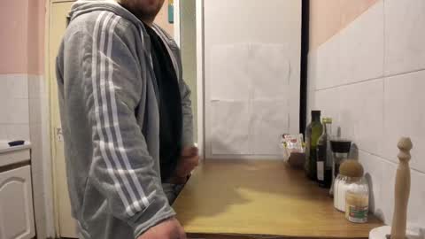 menu  below online show from 02/10/25, 07:26