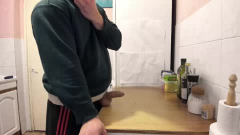 menu  below online show from 02/23/25, 10:17