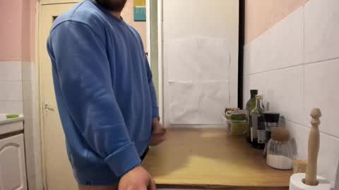 menu  below online show from 03/06/25, 04:52