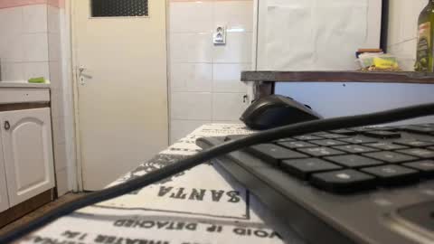 menu  below online show from 03/11/25, 05:05